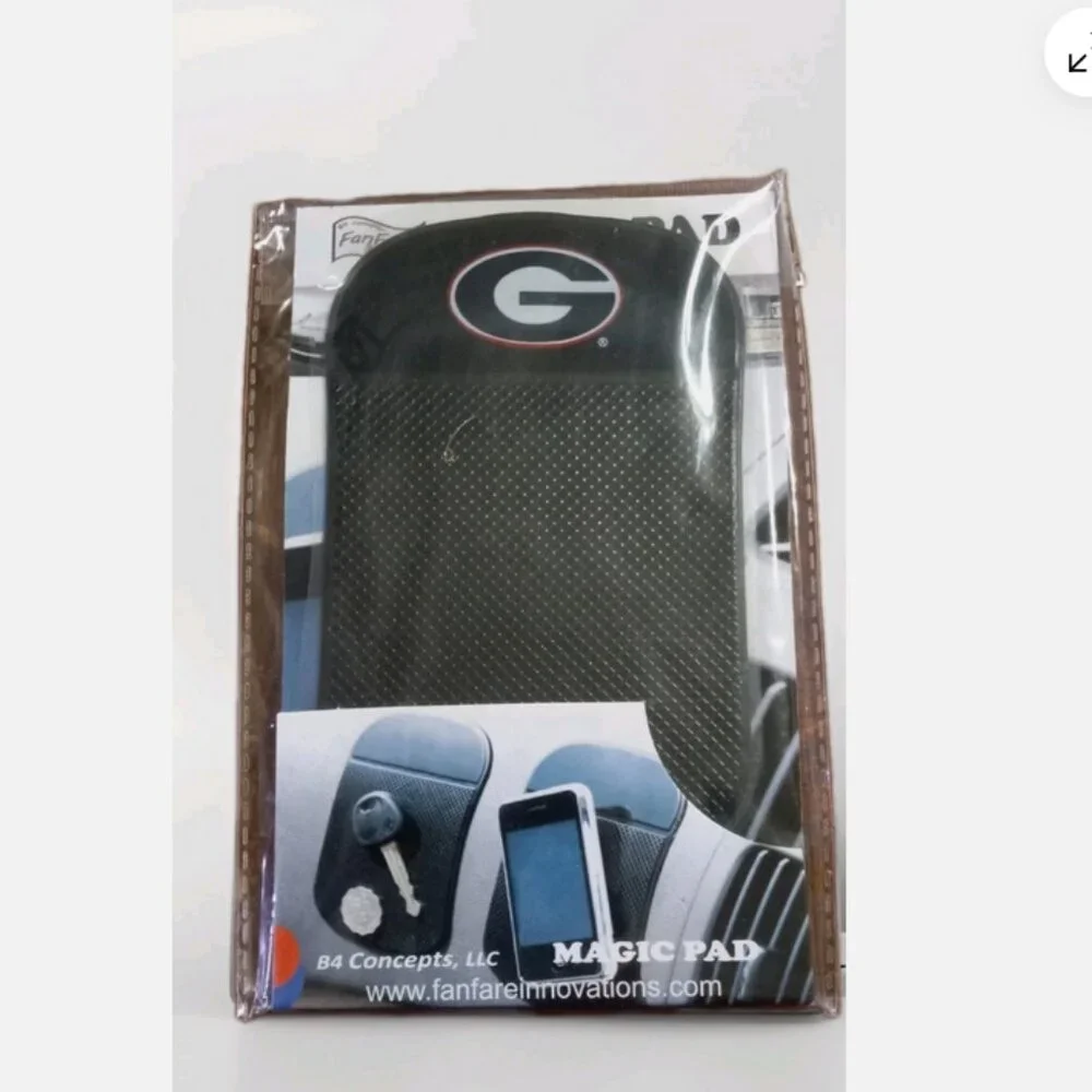 Georgia Bulldogs Magic Pad – Cellphone Holder / Non-Slip Gel Pad auto home